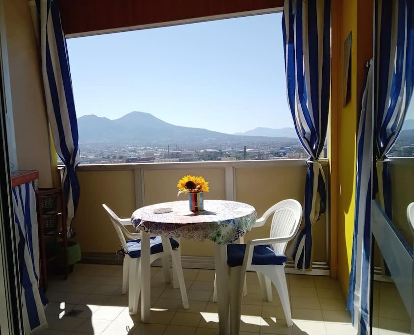 Dreaming Vesuvio Napoli Apartment Exterior photo